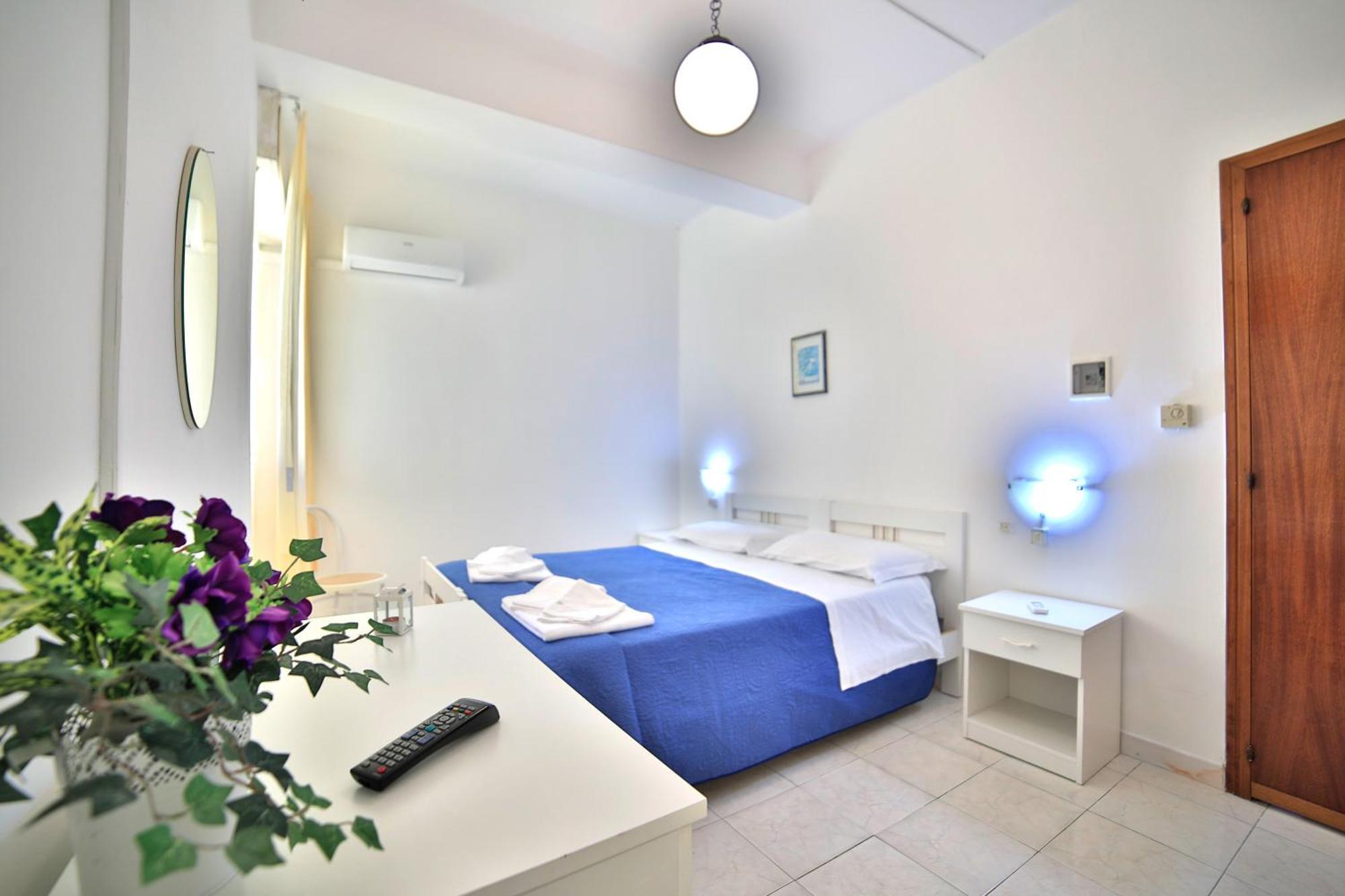 Hotel Da Ettore - Salento Selection 切萨雷奥港 外观 照片