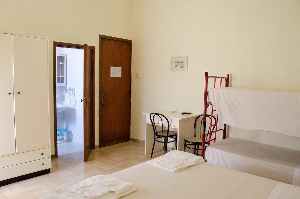 Hotel Da Ettore - Salento Selection 切萨雷奥港 客房 照片